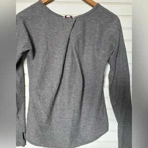 IVIVVA by LULULEMON girls size 12 Practise Ready long sleeve